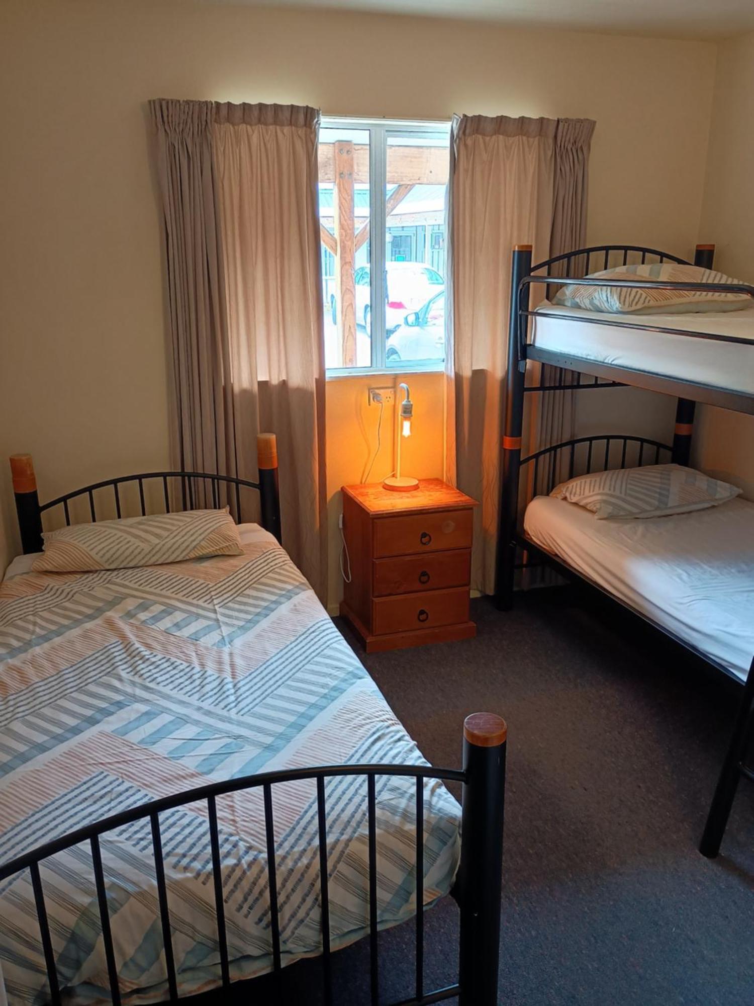 Howards Mountain Lodge Нешънъл Парк Екстериор снимка